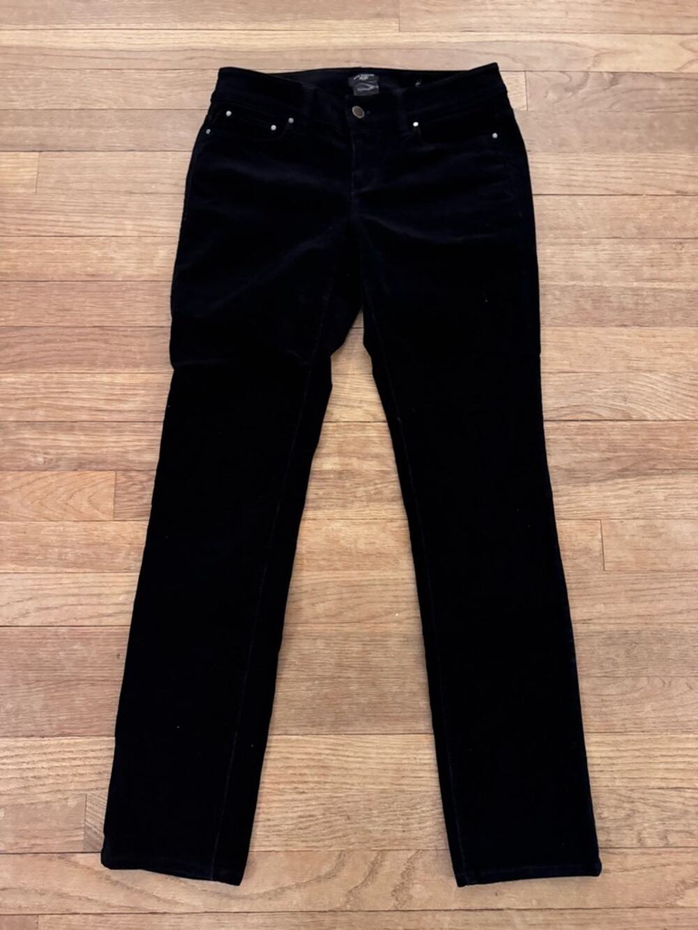 Ann Taylor Women's Black Velvet Signature Straight Leg Pants - Size 0P
 b93
